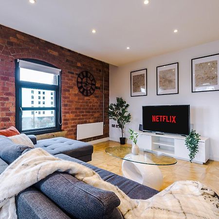 2 King Size Beds In Manhattan Styled Oversize Apartment Leeds  Zewnętrze zdjęcie